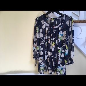 Old Navy sheer blouse S